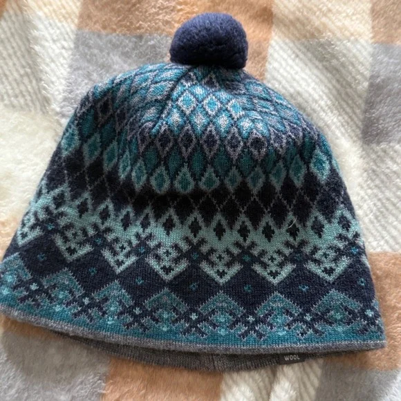 Ibex Blue and Gray Patterned Knit Hat - Picture 6 of 7